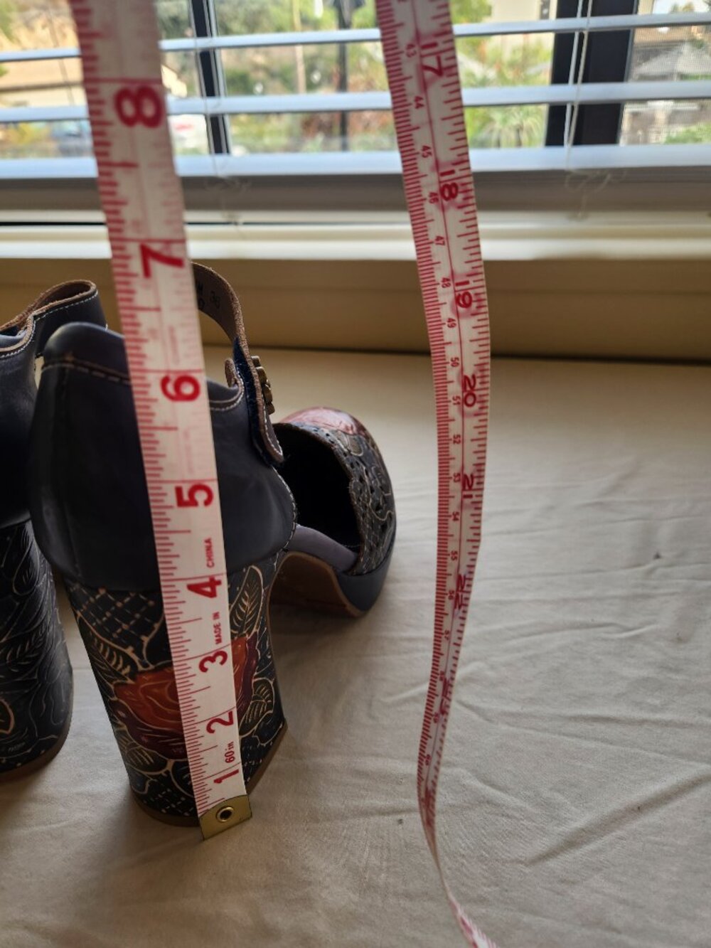 L'Artiste by Spring Step Debbihary Sandal/Heels Navy Multi Size 36 US 5.5-6 NIB - Picture 13 of 16